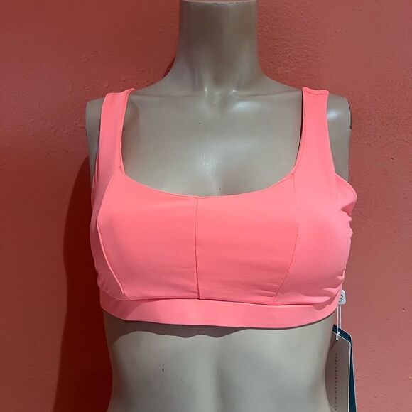 BEACH BUNNY SUTTON BIKINI TOP.